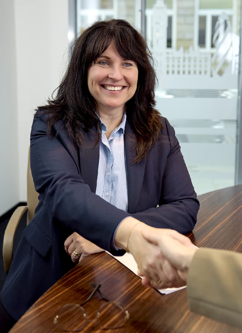 INTREAL Services Portrait Viola Gronsfeld